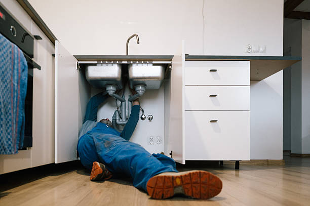 Professional Plumbing technician working in Palm Springs, CA